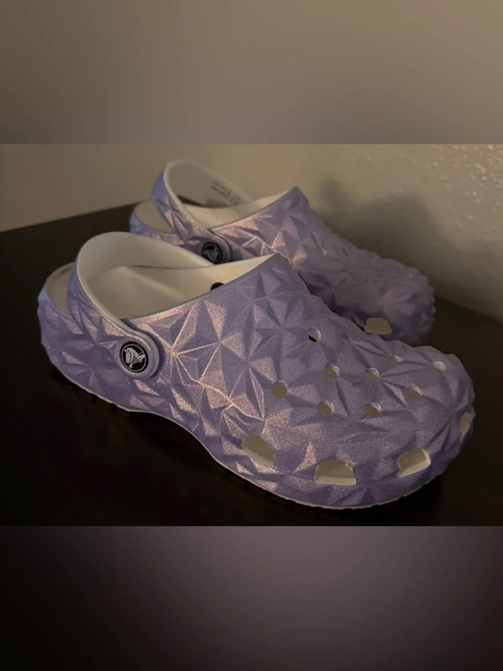 CROCS 🩵 geometric